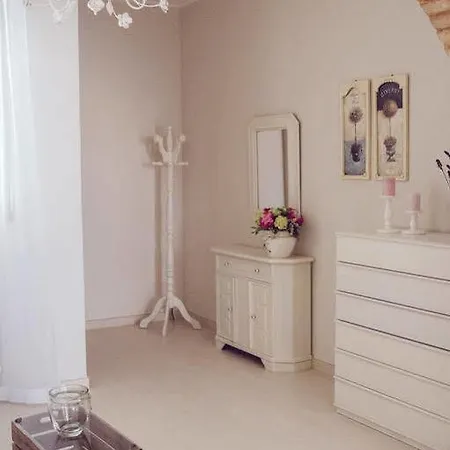 Bed & Breakfast La Castra *
